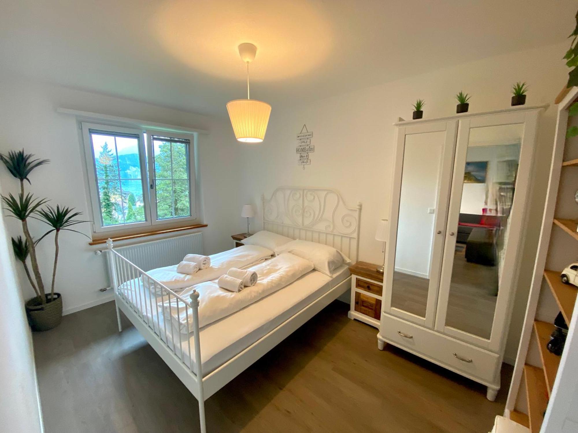 Beautiful Flat With Nice Lake And Mountain Views Weggis Esterno foto